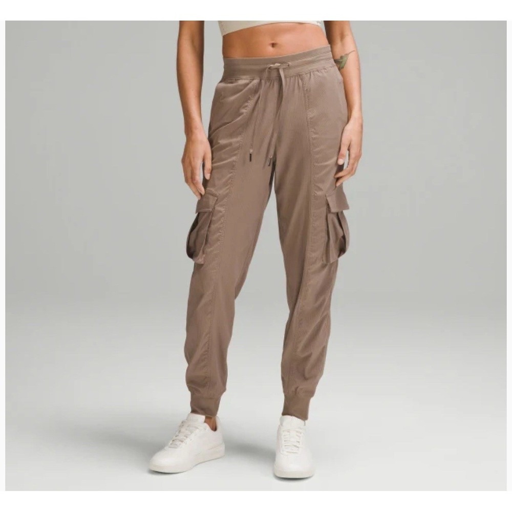 Lululemon Dance Studio Relaxed-Fit Mid-Rise Cargo Jogger Taupetastic Size S